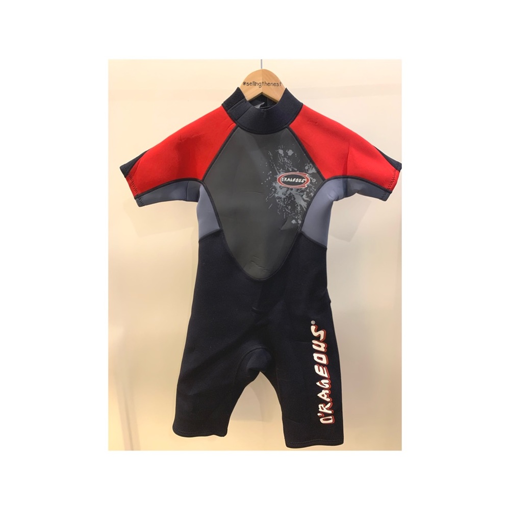 Child’s wet suit.